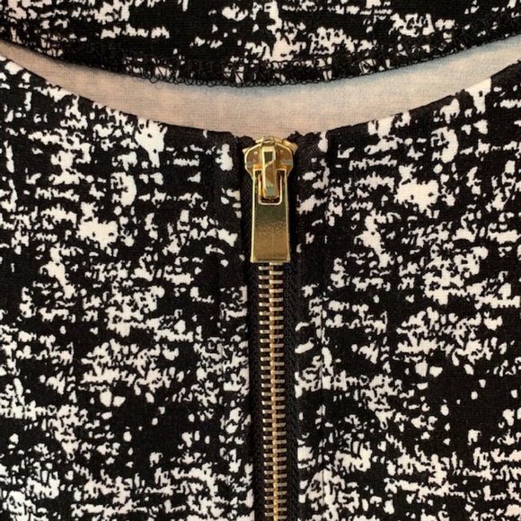 EUC - PHILOSOPHY rEPUBLIC - Picture 3 of 5